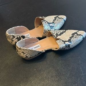 Steve Madden. Size 8 1/2.